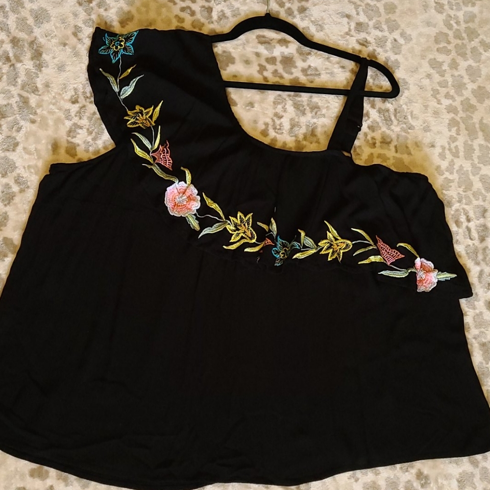 One-shoulder Embroidered Top